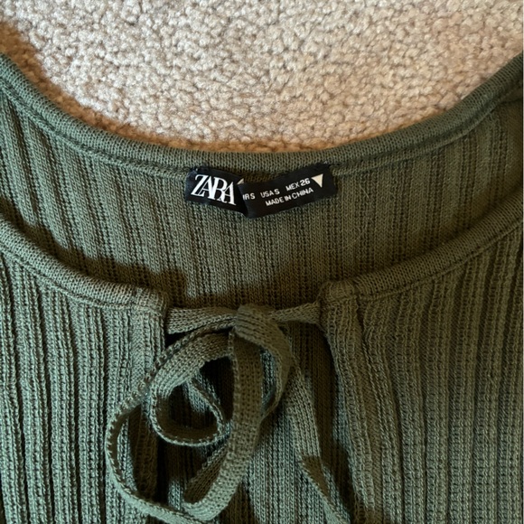 Zara knit olive green tie top - Picture 2 of 2